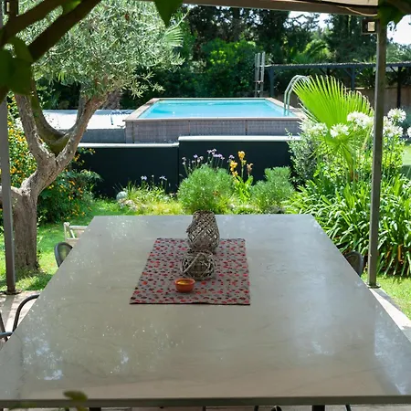 Villa Olivia Pool Tennis - A *
